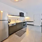 Apartment Nodus Tollens *